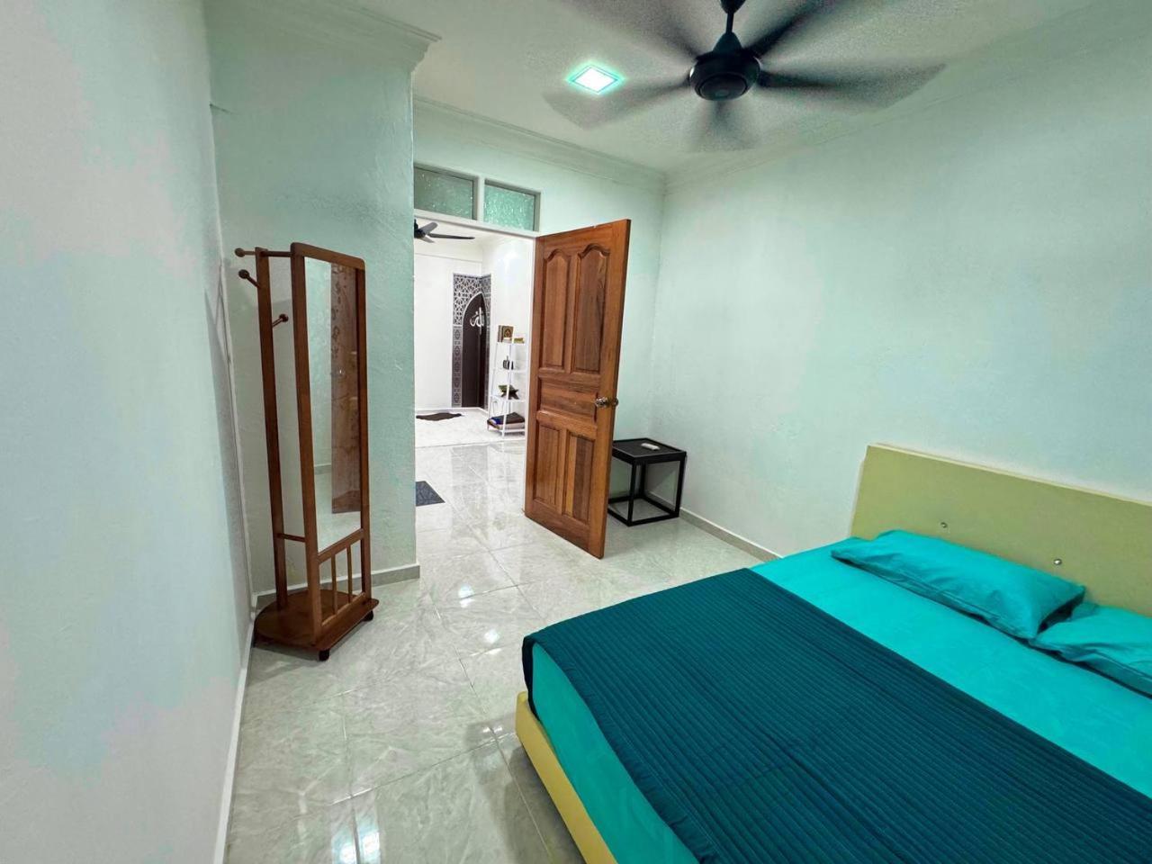 Ibai Golf Home Resort Homestay Kuala Terengganu Bagian luar foto