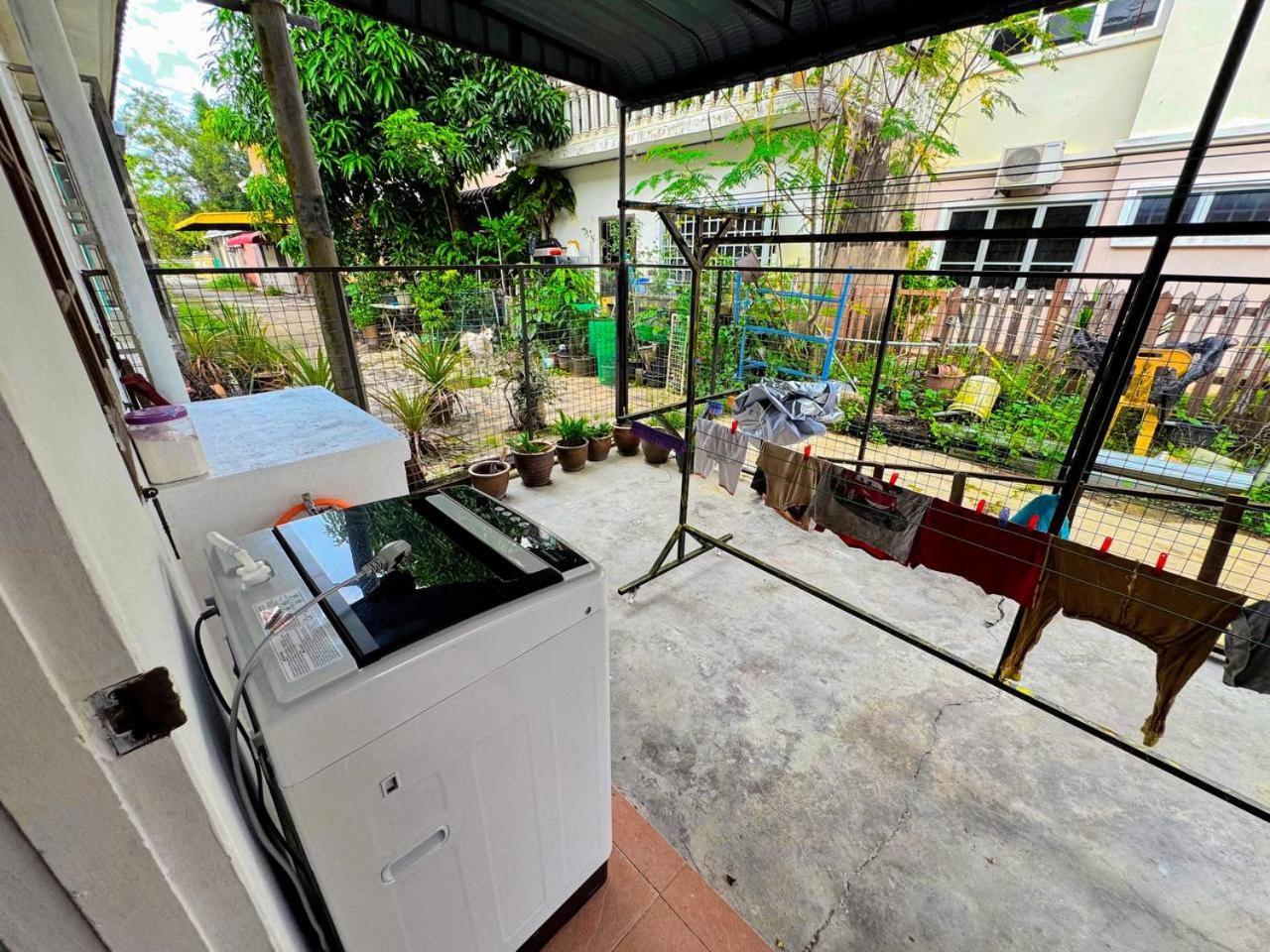 Ibai Golf Home Resort Homestay Kuala Terengganu Bagian luar foto